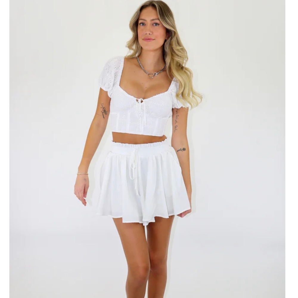NWT Rocks and Rags Troublemaker Shorts - white, size small